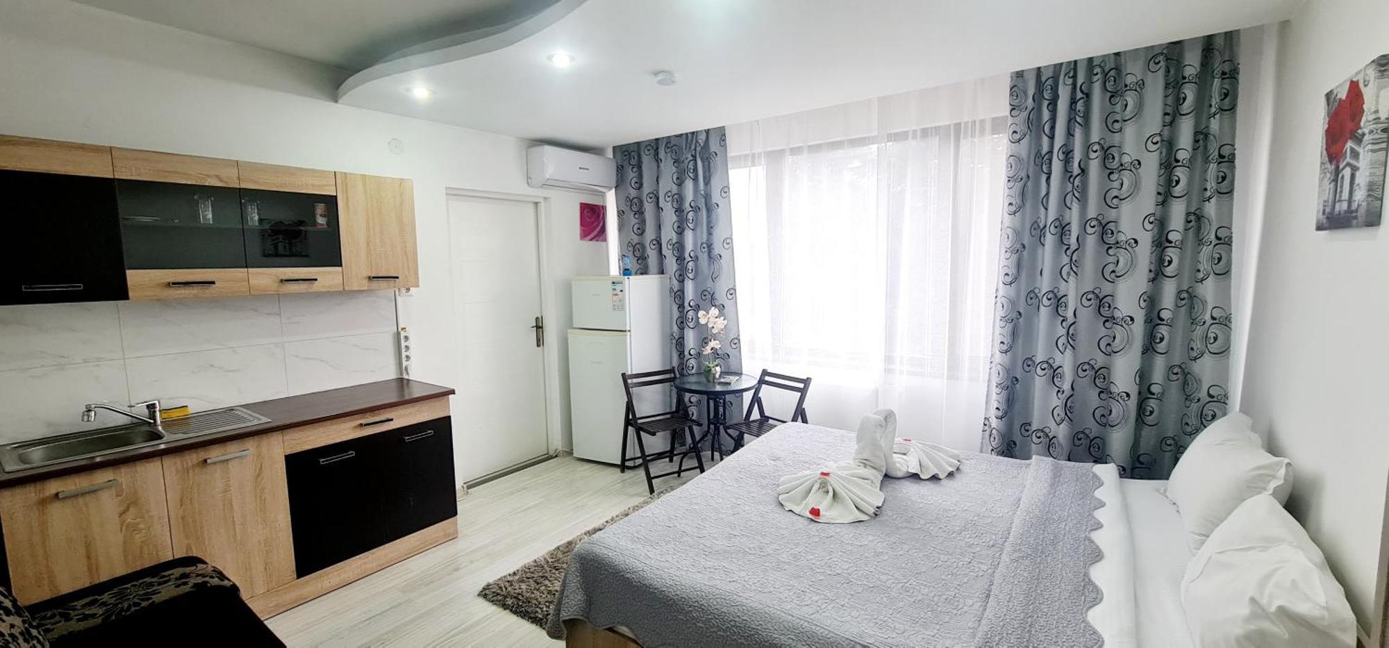Pensiunea Red Rose Apartments Тімішоара Екстер'єр фото