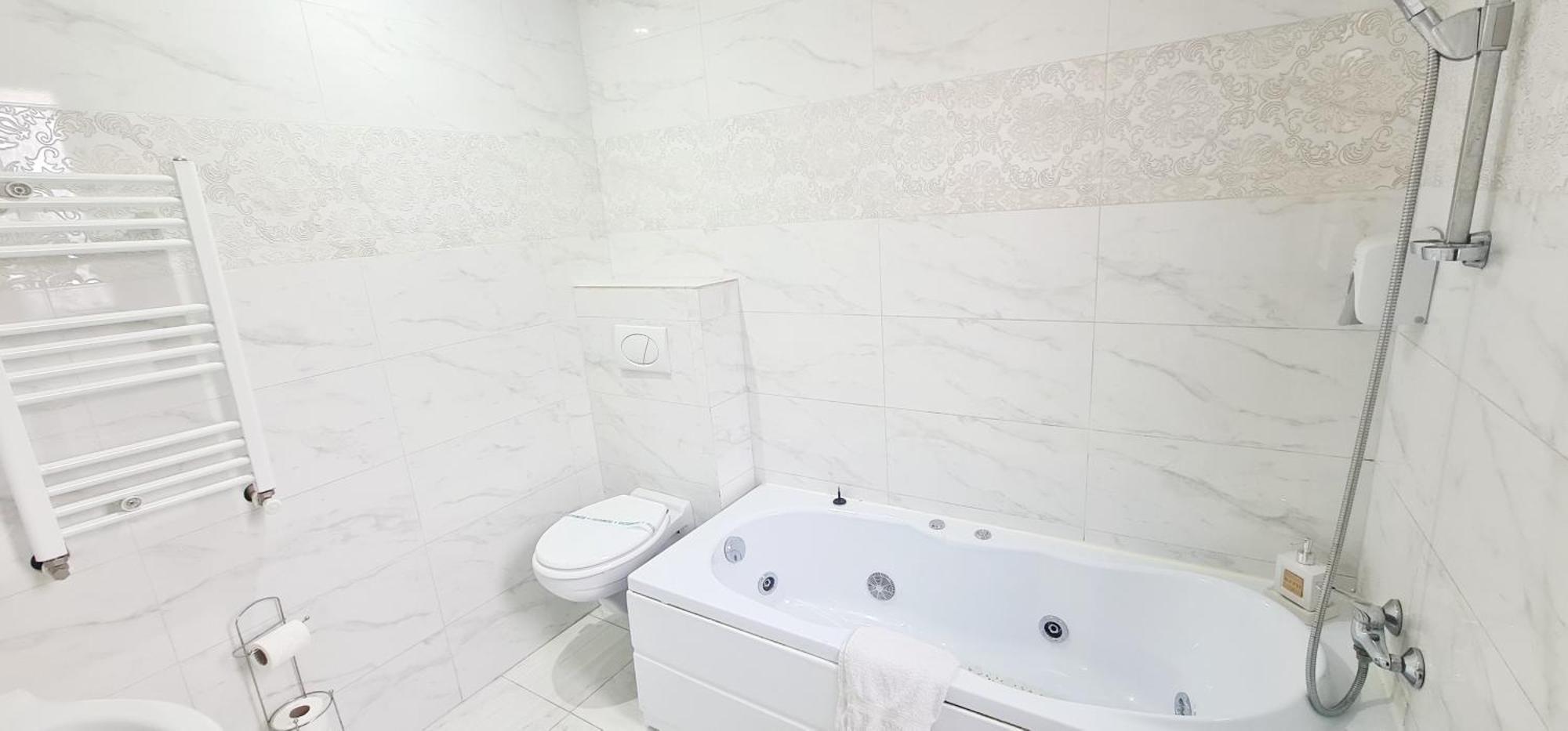 Pensiunea Red Rose Apartments Тімішоара Екстер'єр фото